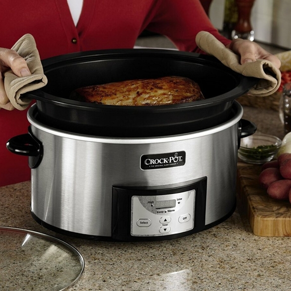 Crock-Pot 6 Quart Cook & Carry Programmable Slow Cooker with Digital Timer - Picture 4 of 17